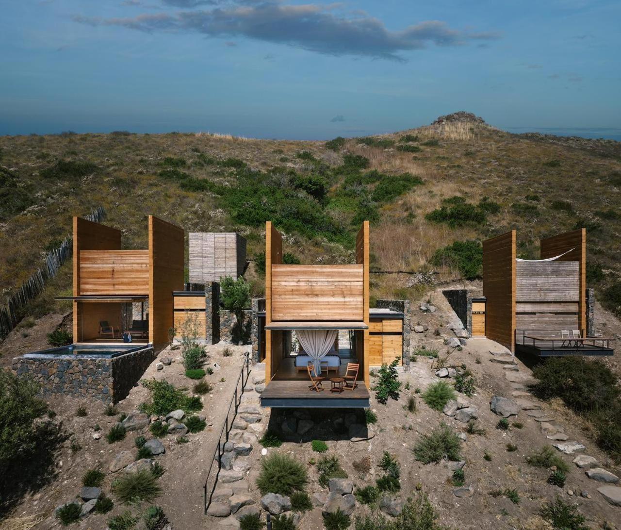 Hotel Cuatro Cuatros Ensenada Exterior photo